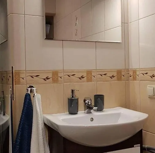 Zacisze Lesne 度假居 Lampa